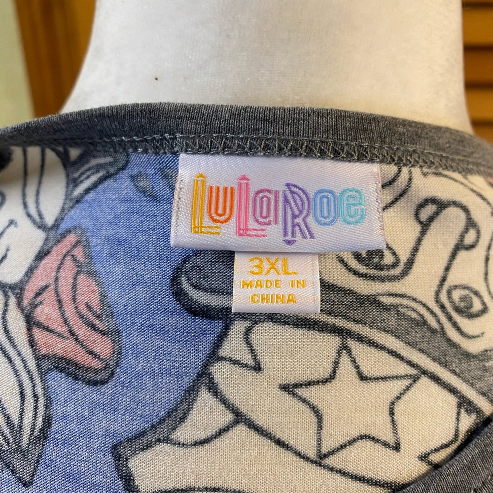 LulaRoe Randy top - Picture 8 of 10